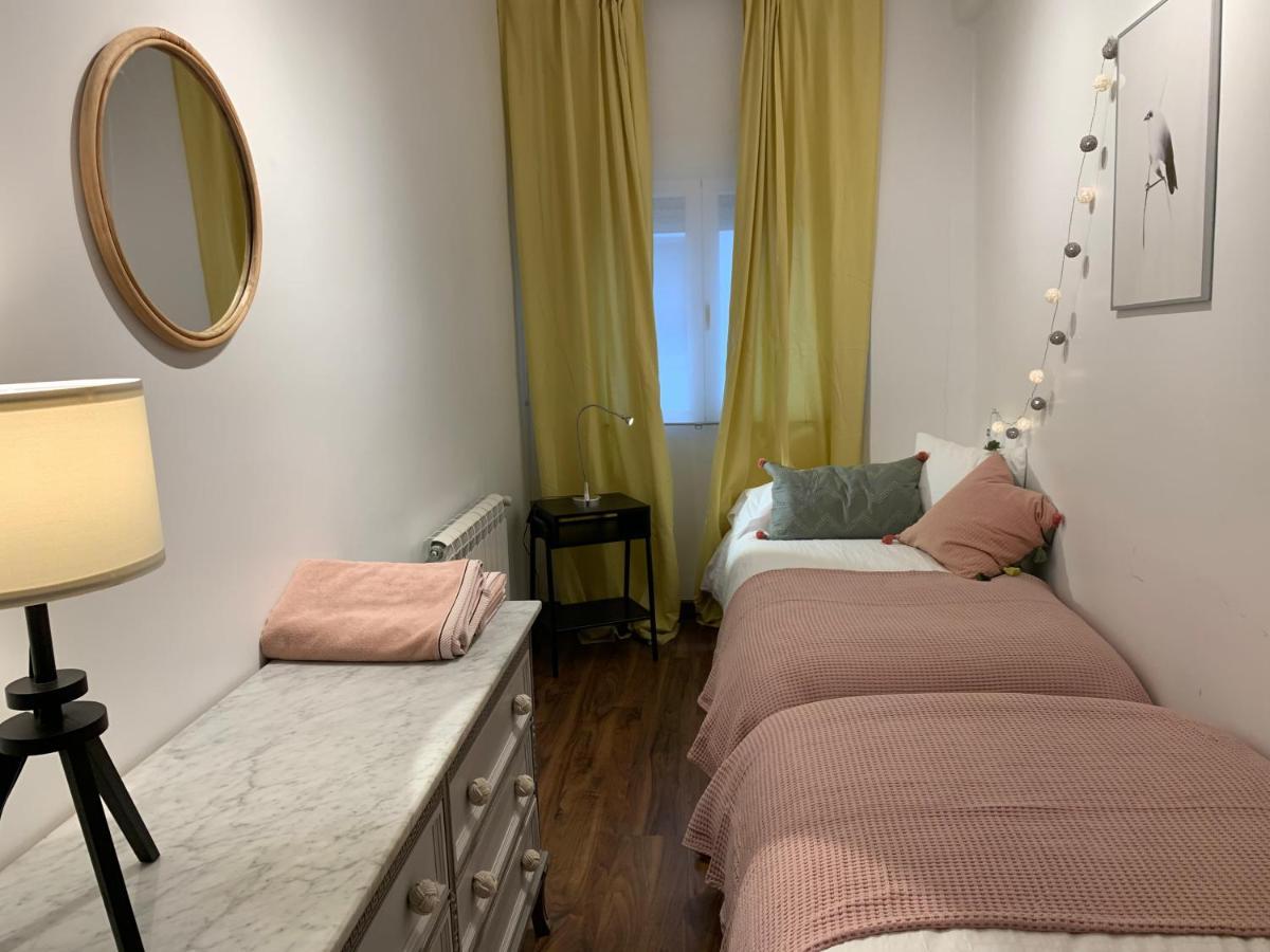 Sg Apartamentos La Casa De La Catedral Vut47-240 Valladolid Dış mekan fotoğraf